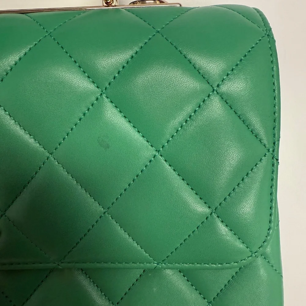 CHANEL CC Flap Handle Bag - Picture 2 of 11
